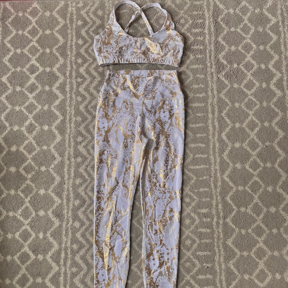 Carbon 38 Active Set - Picture 1 of 2